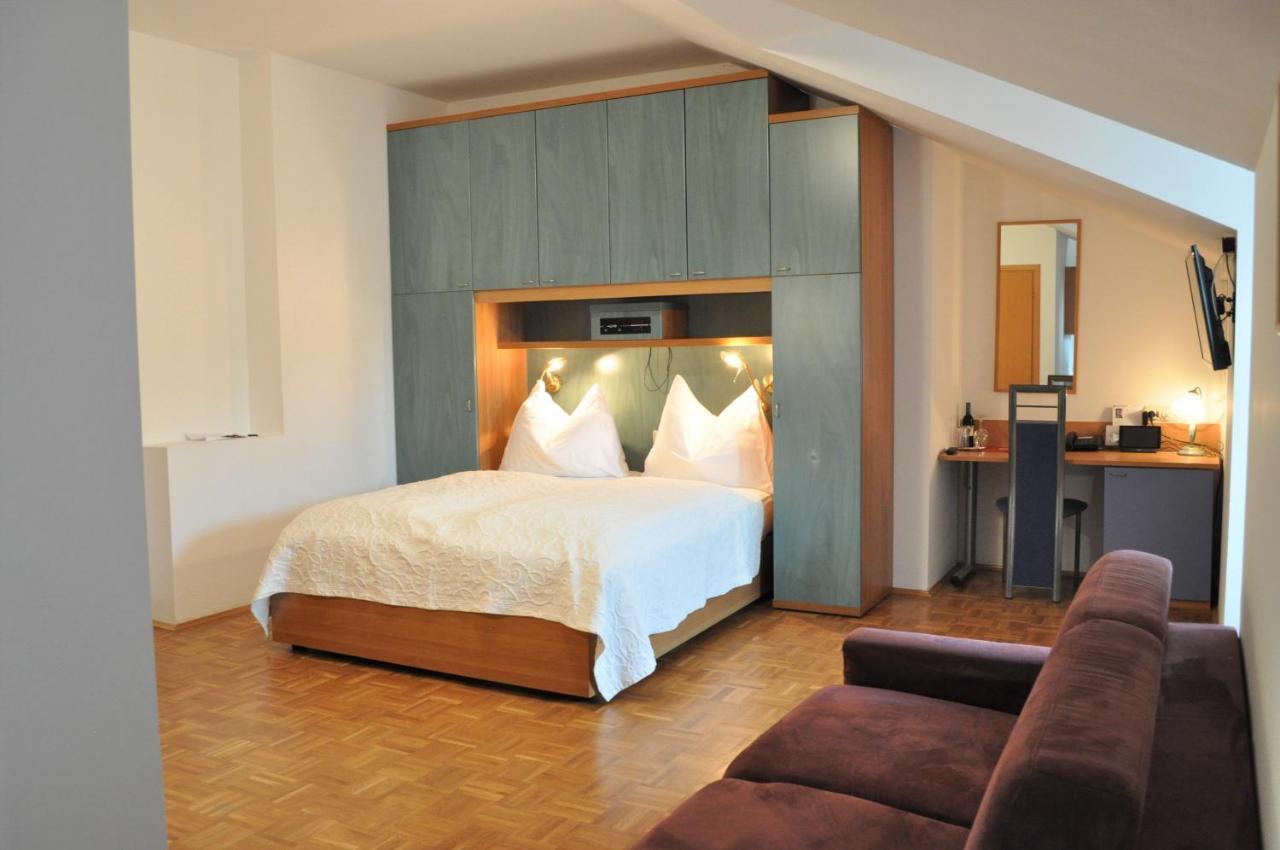 Seehotel Herlinde Podersdorf am See Esterno foto